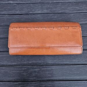 Hobo International Chestnut Brown Smooth Leather Wallet Clutch Purse Organizer